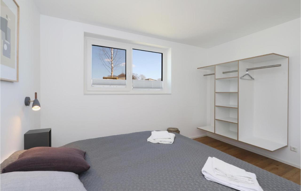 Awesome Home In Lembruch-Duemmer See With Kitchen Εξωτερικό φωτογραφία